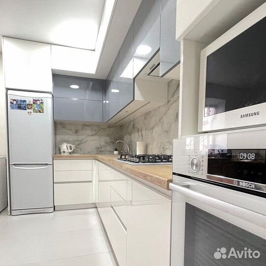 Кухонный гарнитур угловой