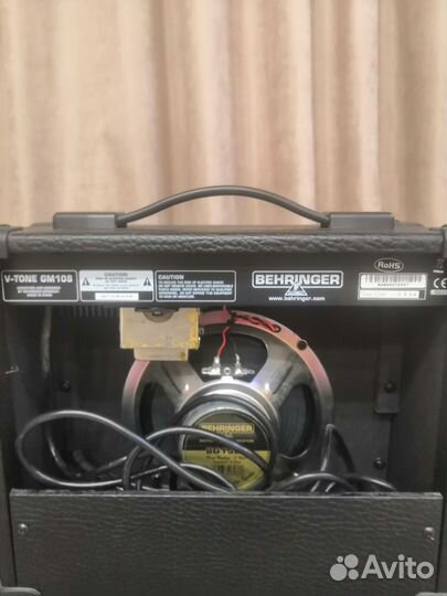 Behringer электро гитара