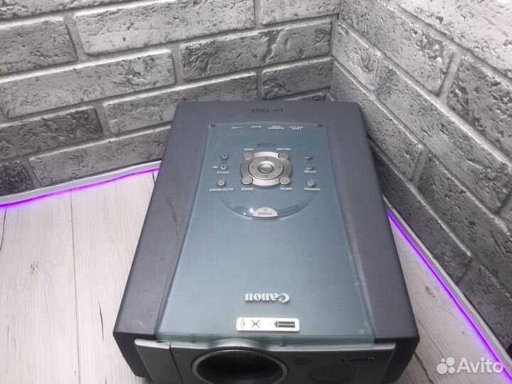 Проектор Canon LV-7325