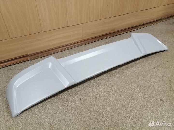 Спойлер крыши непродувной УАЗ Патриот. Под окрас