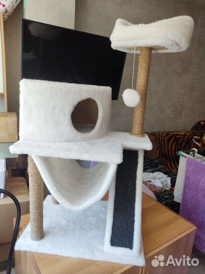 Домик для кошки с когтеточкой бу