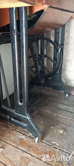 Швейная машинка 2 шт