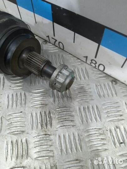 Полуось задняя правая Mercedes-Benz M-Class