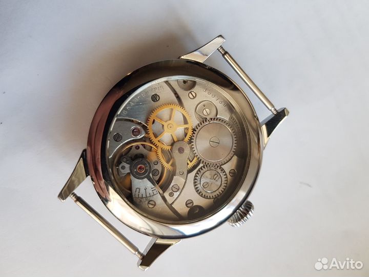 Часы Молния. Редкая. С центральной секундой