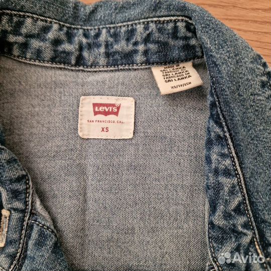 Платье-рубашка джинсовое levis XS