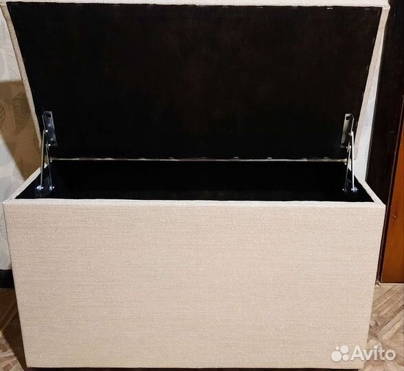 Вешалка в прихожую