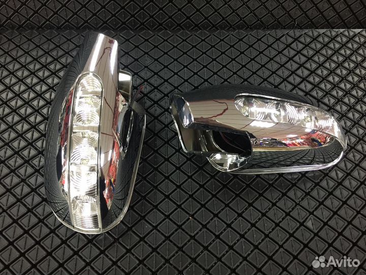 Корпуса зеркал с повторителями Mercedes CLK w208