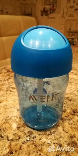 Поильник avent с силиконовой трубочкой (новый)