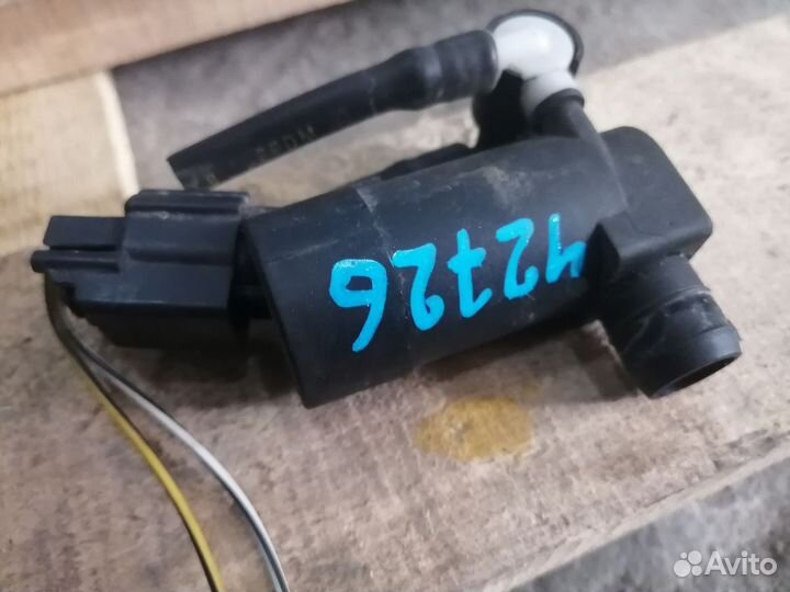 Насос омывателя Ford Kuga 1