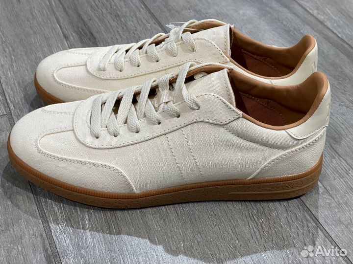 Кроссовки женские MaxMara Leisure:37-40