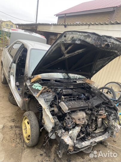 Разбор toyota corolla 110