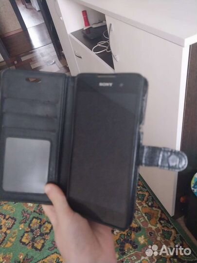 Телефон Sony e5