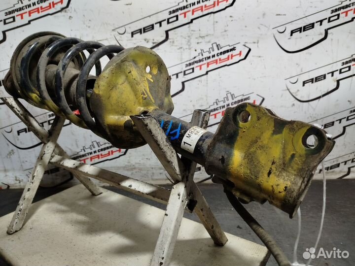 Стойка ходовки mitsubishi lancer lancer cargo lancer cedia CS1A CS2A CS2V CS3A CS5A CS6A CS7A CS9A п