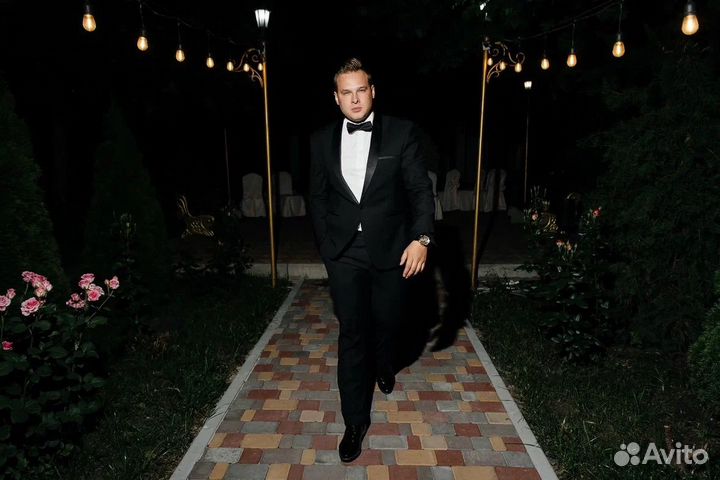 Ведущий на свадьбу