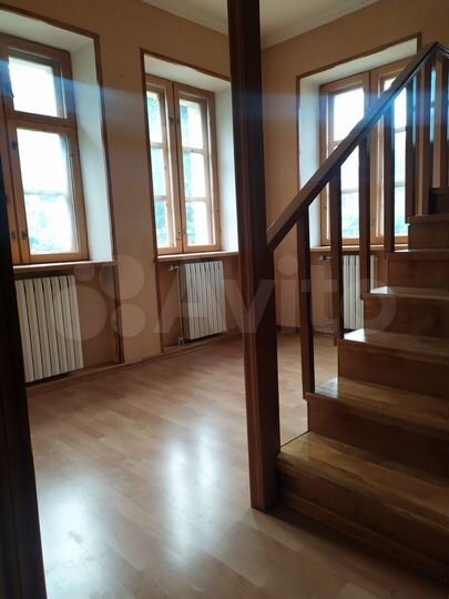 Дом 238 м² на участке 17 сот.