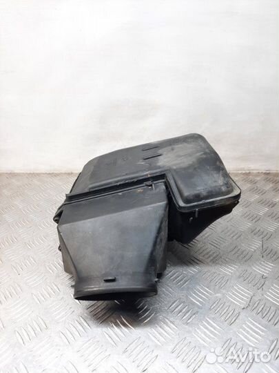 Корпус воздушного фильтра Renault Clio хэтчбэк 3