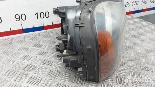 Фара правая volvo XC90 1 (YKR06MU01)