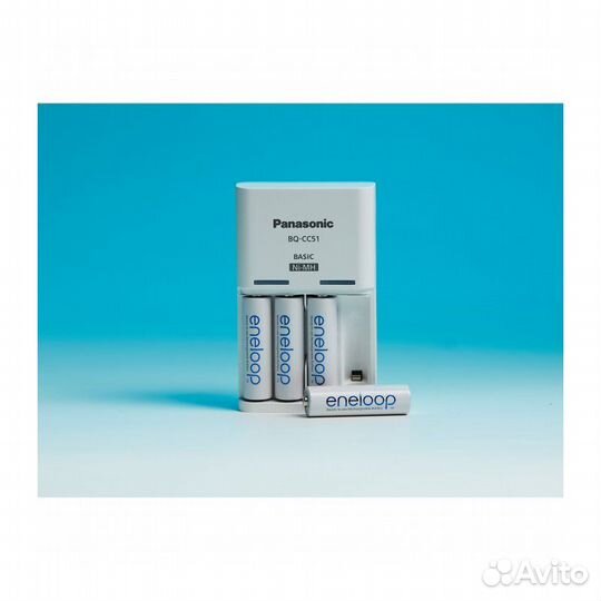 Зарядное устройство Panasonic Basic Charger с акку