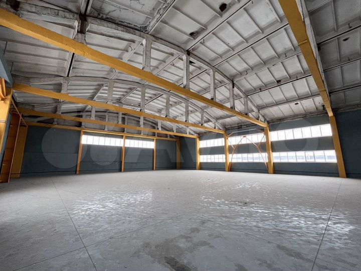 Склад, 840 м²