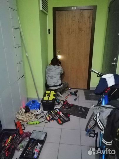 Вскрытие дверных замков