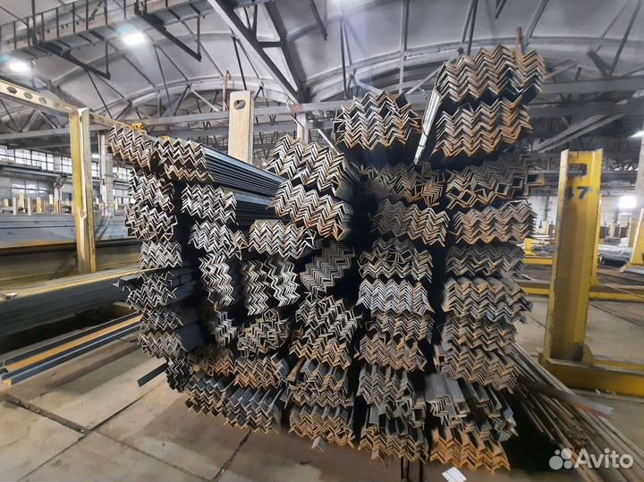 Уголок стальной