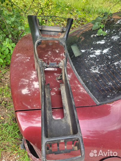 Консоль между сиденьями Opel Vectra B