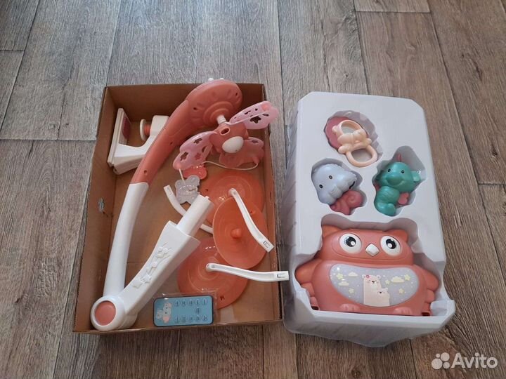 Мобиль на детскую кроватку