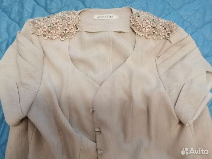 Костюм женский