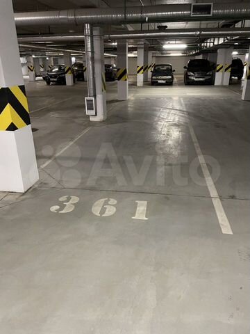 Машиноместо, 14 м²