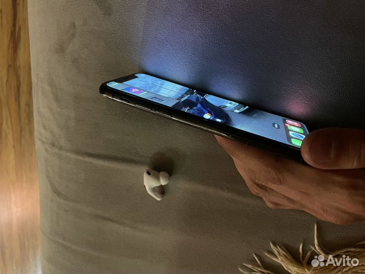 iPhone X, 64 ГБ