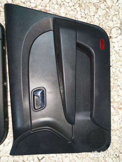 Обшивка двери Чери Вери