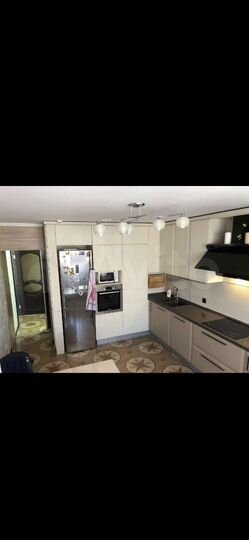 2-к. квартира, 67 м², 10/14 эт.