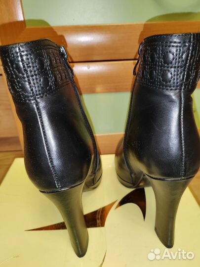 Ботильоны новые