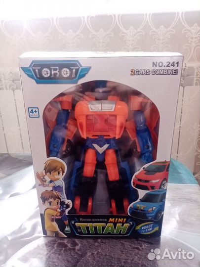 Игрушечный робот-трансформер 