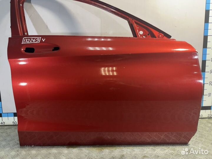 Дверь передняя правая Mercedes-Benz C-Class