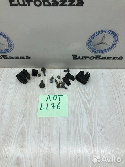Крепеж радиатора Mercedes W202