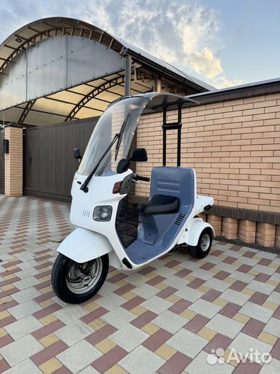 Honda Gyro Canopy трехколесный скутер из Японии