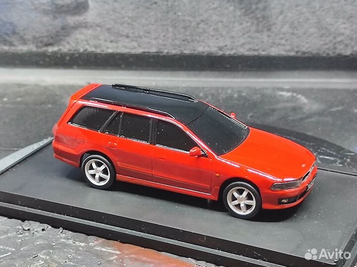 Модель автомобиля Mitsubishi Galant 1/43