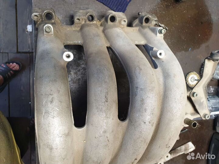 Впускной коллектор Audi, Volkswagen