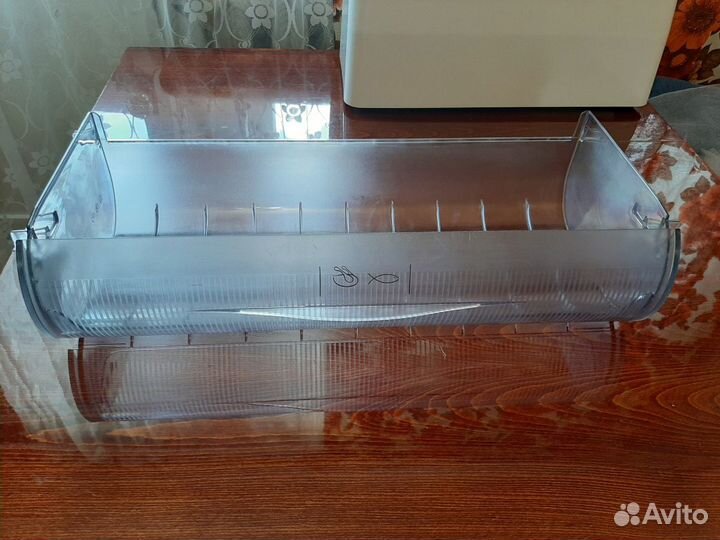 Полка в холодильник ariston