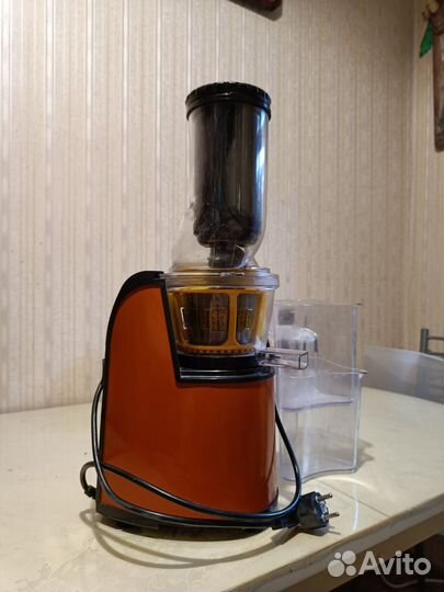 Соковыжималка шнековая kitfort kt-1102-1