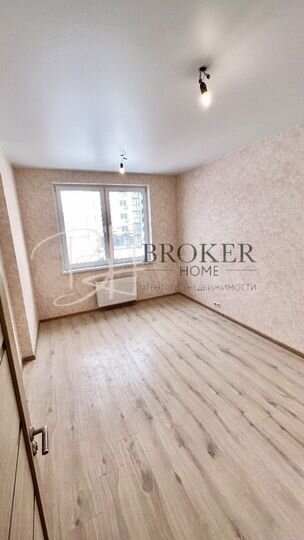 2-к. квартира, 55 м², 3/9 эт.