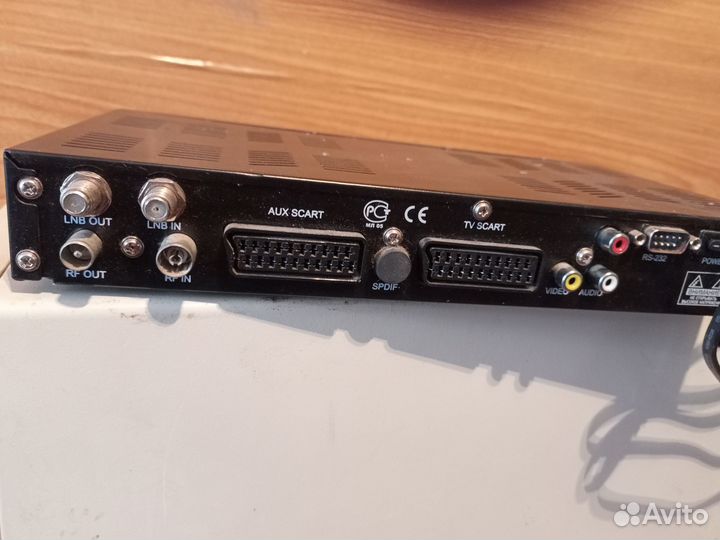 Комплект спутникового телевидения tetcolor