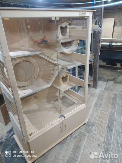 Витрина для Шиншилл, Белки