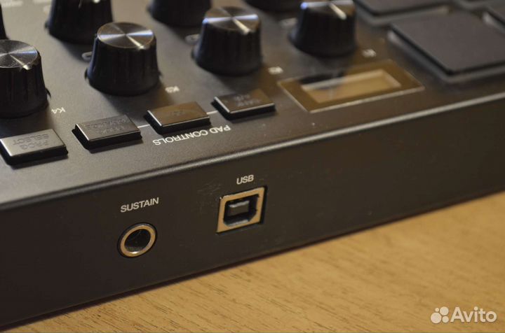 Midi-клавиатура Akai MPK Mini MK3