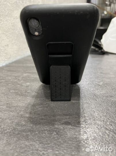 Телефон iPhone XR