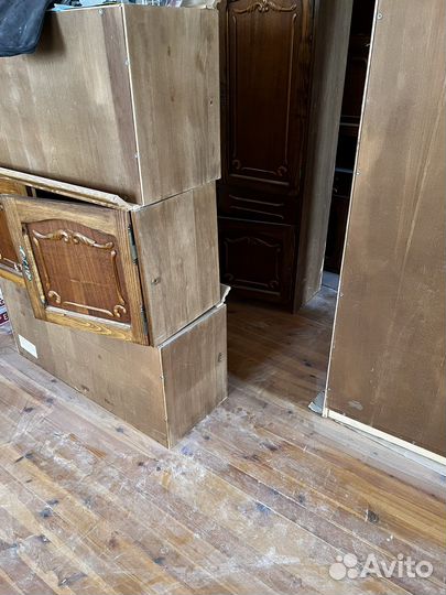 Шкаф со шкафчиками