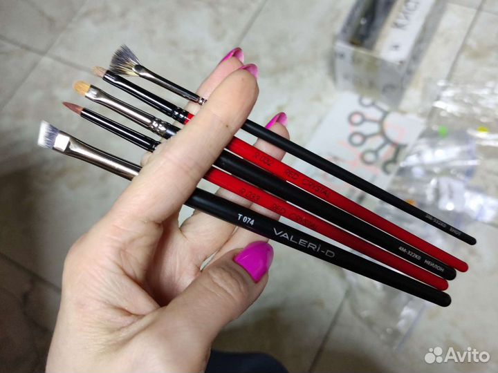 Кисти Валери-Д Valeri-D; Crystal (кристал)