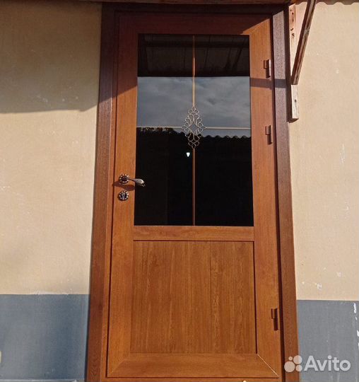 Пластиковые окна и двери не бу