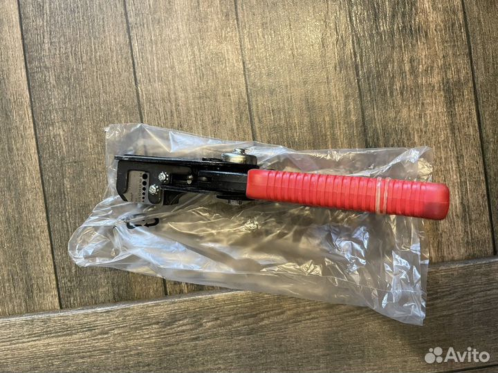 Инструмент для снятия изоляции Knipex